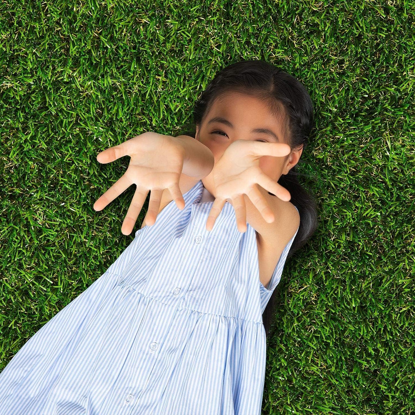 DecorPremium 30mm Artificial Grass