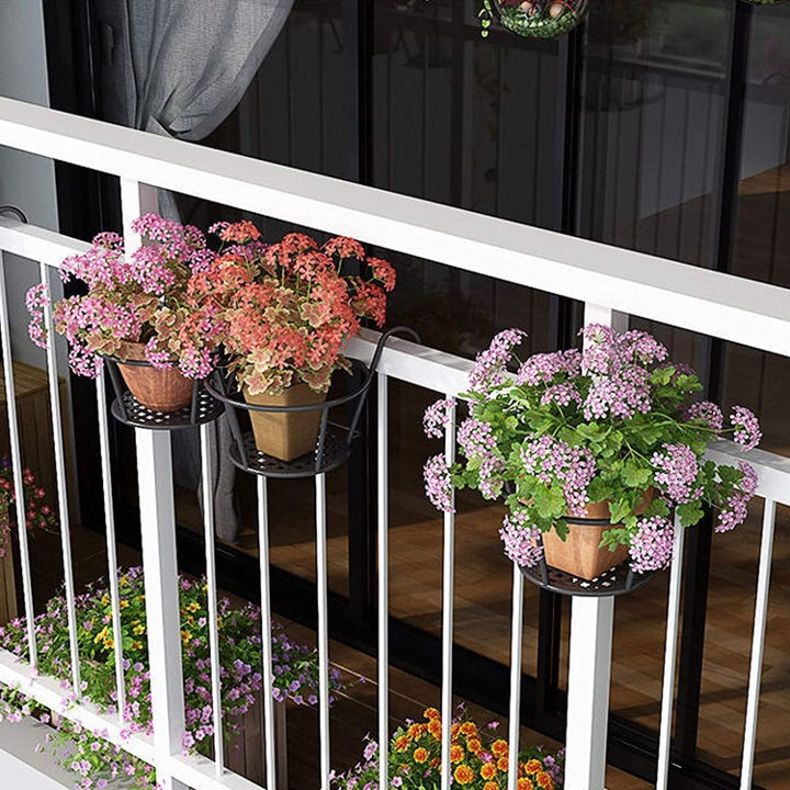 Round Coated Metal Hanging Basket (Black)