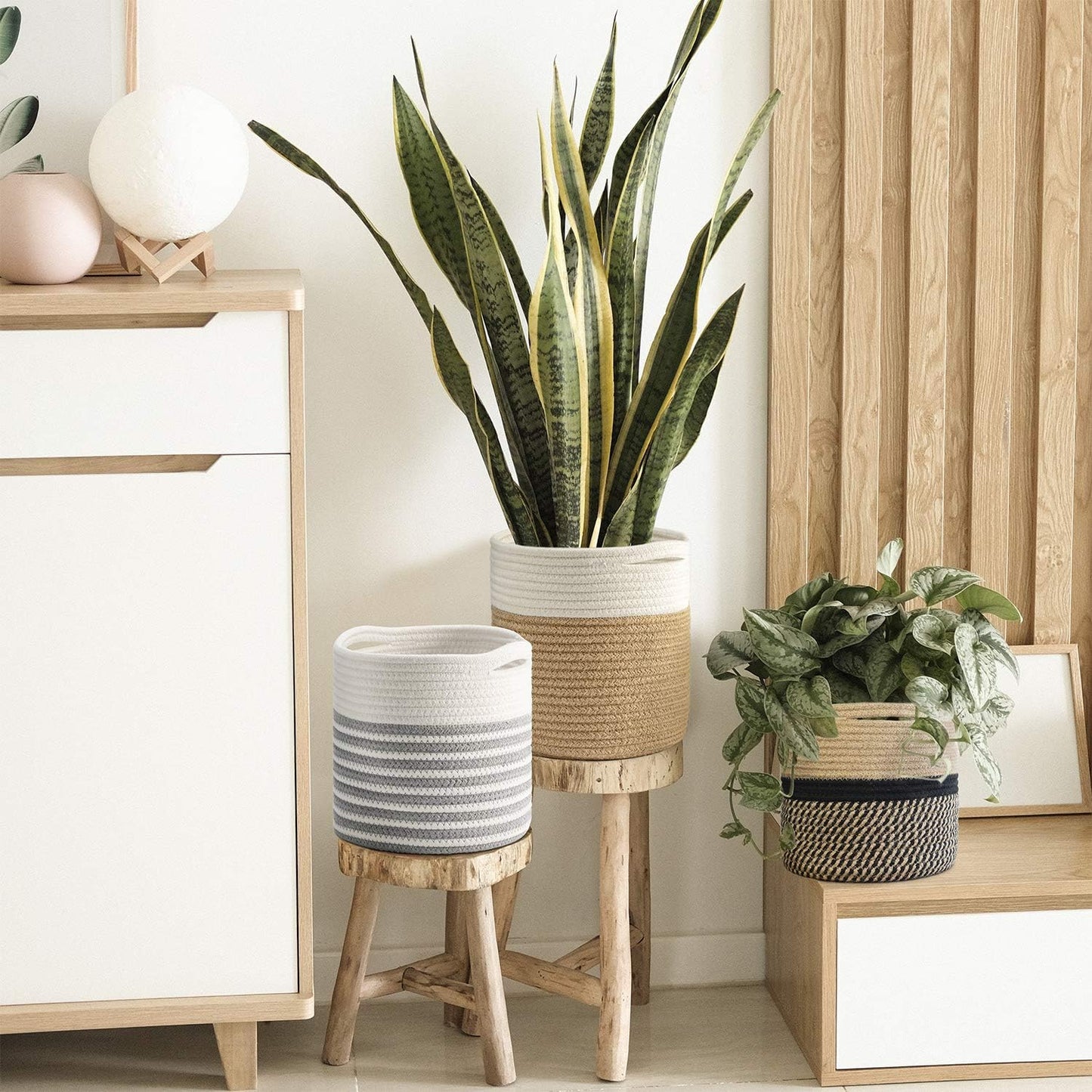 Jute Woven Basket (Jute Mixed White)