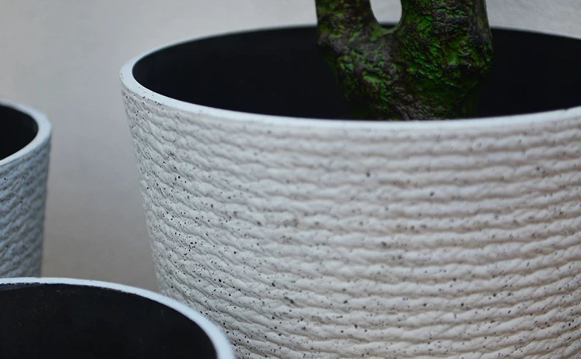 Thick Resin Cylindrical Pot (White)