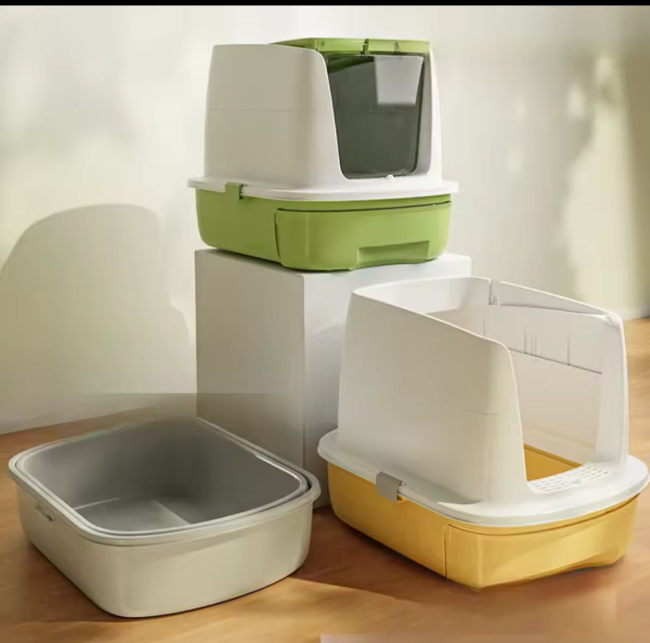 Enclosed Litter Box Top & Front Entrance