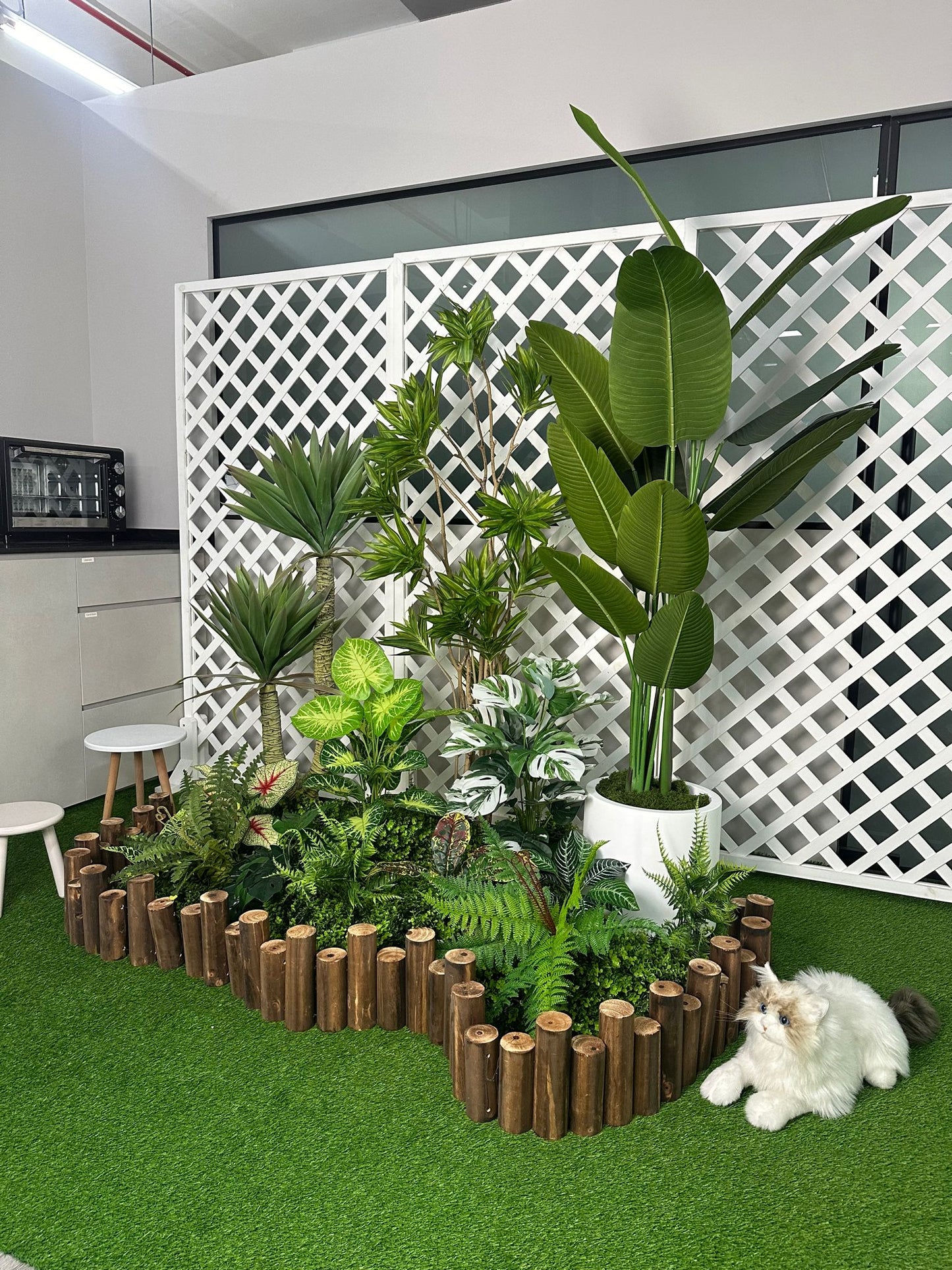 Set 1 - Artificial Plants + Wooden Fences