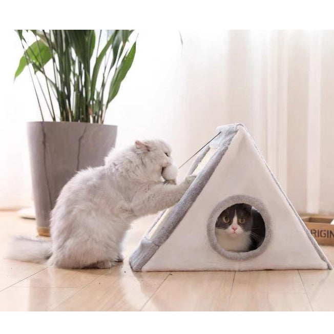 Triangle House Scratching Board (Fur)